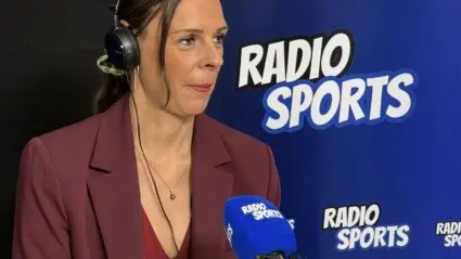 Esther Baron Najjes sur le plateau Radio Sports Paris