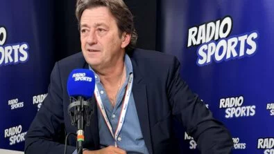 Laurent Peyrondet, maire de Lacanau sur le plateau de Radio Sports pendant le salon des sports et parasports 2025