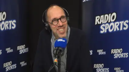 Yohann Diniz sur le plateau Radio Sports au salon des sports 225