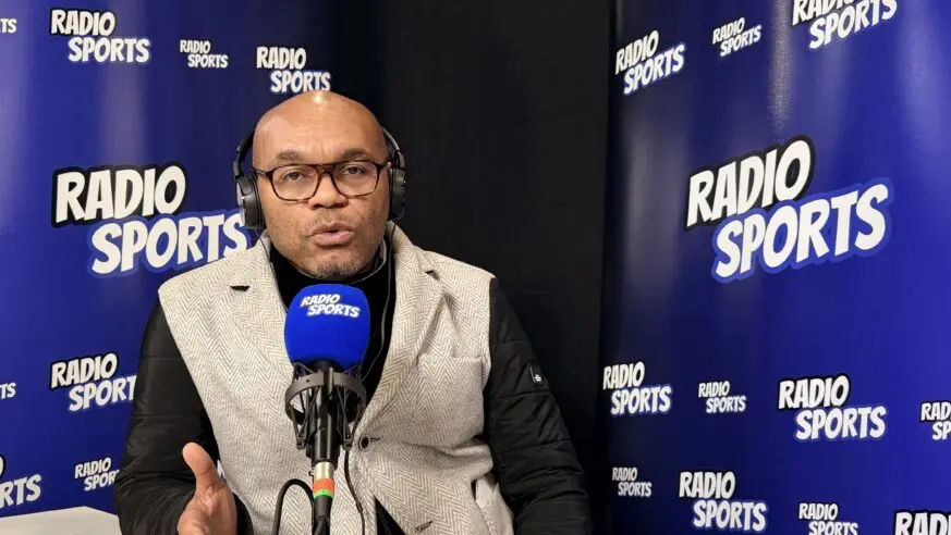 Constantin Etot PaieCash Play sur le plateau de Radio Sports