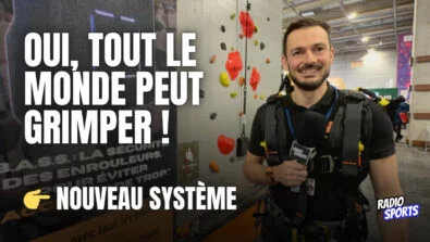 Visuel Radio Sports montrant la démonstration du système d’assistance motorisée MBS Industry, avec un grimpeur équipé, au Salon de l’Escalade 2026.