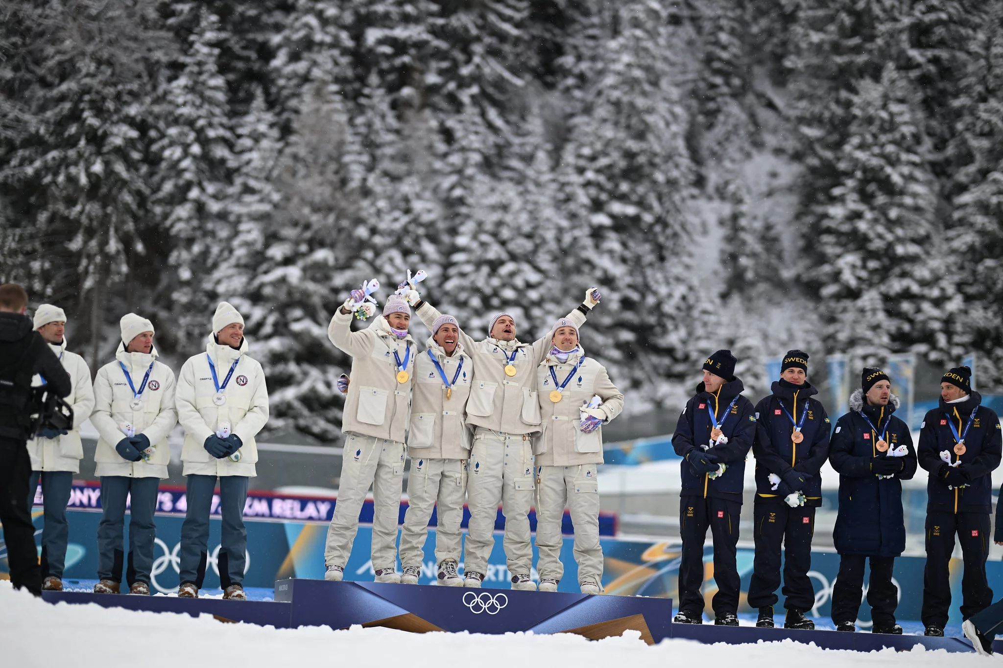 Medailles olympiques - Biathlon – Relais masculin 4 × 7,5 km : Fabien Claude, Emilien Jacquelin, Quentin Fillon Maillet, Eric Perrot